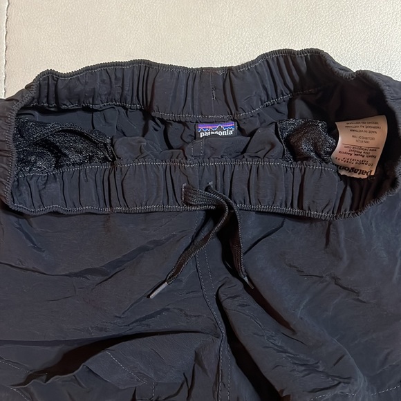 Patagonia Black Shorts Size: M - Picture 4 of 6